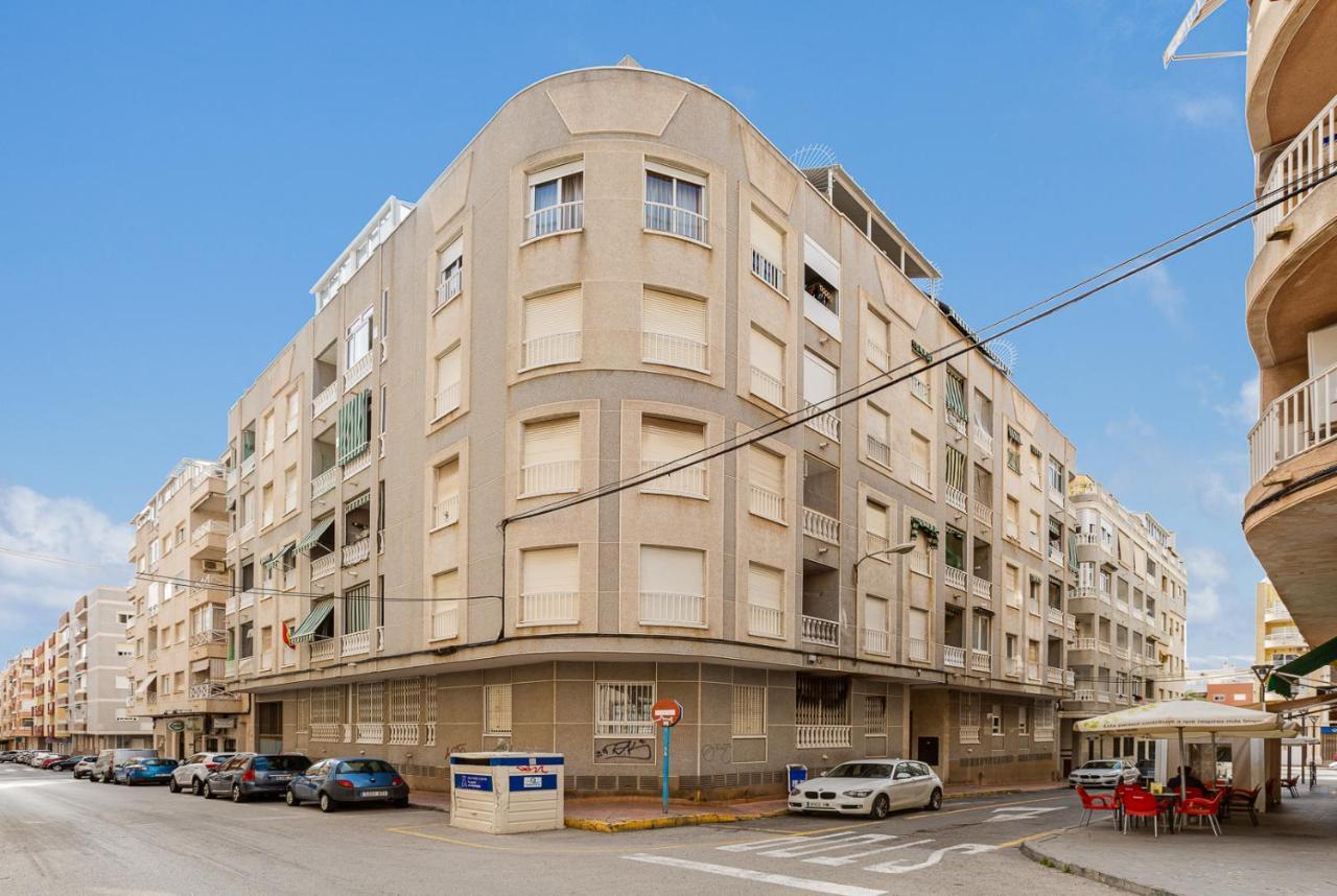 Arquitecto Larramendi Apartment Torrevieja Exterior photo